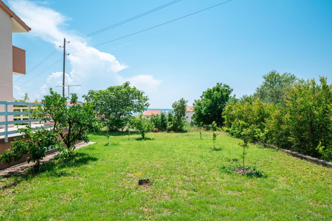 Nadalina Apartment Kastel Stari ภายนอก รูปภาพ