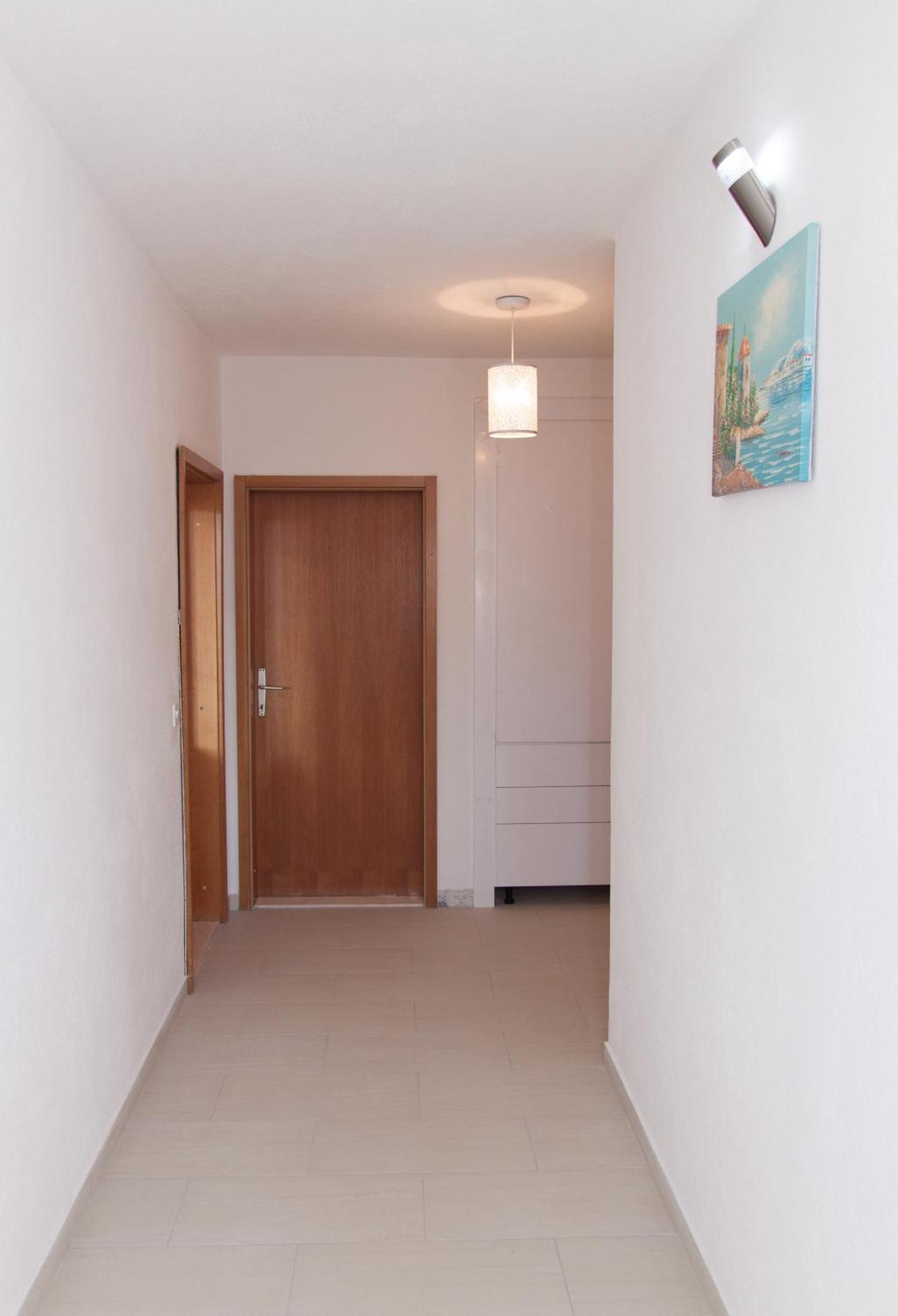 Nadalina Apartment Kastel Stari ภายนอก รูปภาพ
