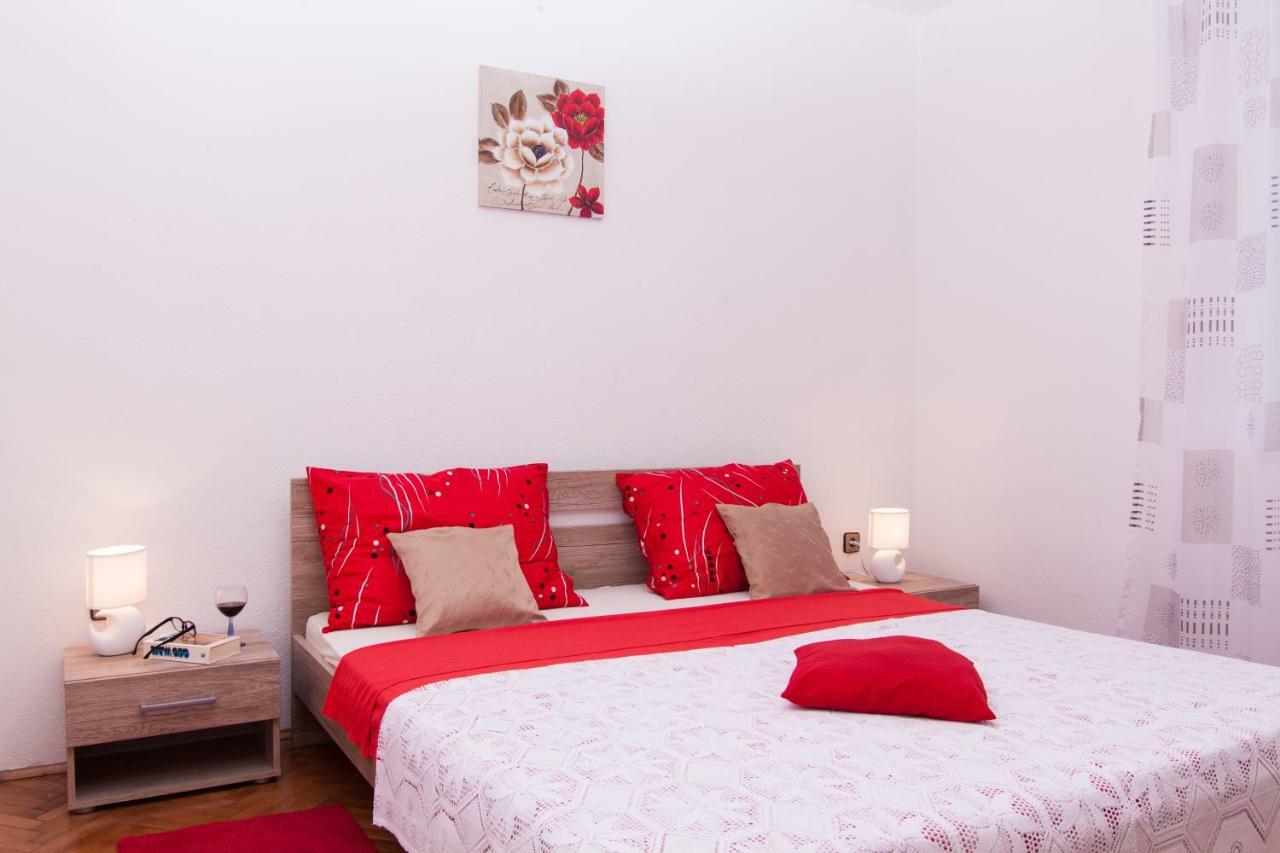 Nadalina Apartment Kastel Stari ภายนอก รูปภาพ